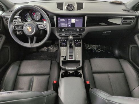 Certified 2025 Porsche Macan Turbo AWD/4WD image 19
