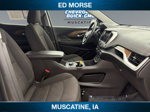 Used 2020 GMC Terrain SLE w/ Driver Convenience Package image 16