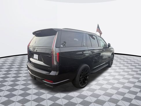 Used 2023 Cadillac Escalade Premium Luxury image 5