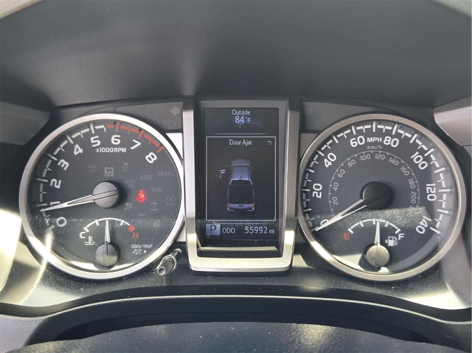 Used 2020 Toyota Tacoma SR5 w/ SR5 Appearance Package (SM) RWD image 14