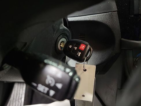 Used 2016 Toyota Corolla S image 15