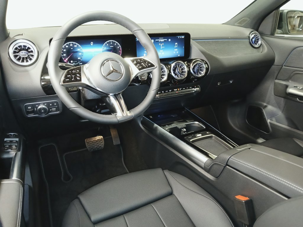 New 2026 Mercedes-Benz GLA 250 4MATIC image 10