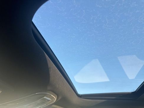 Used 2024 Jeep Grand Cherokee Altitude image 19