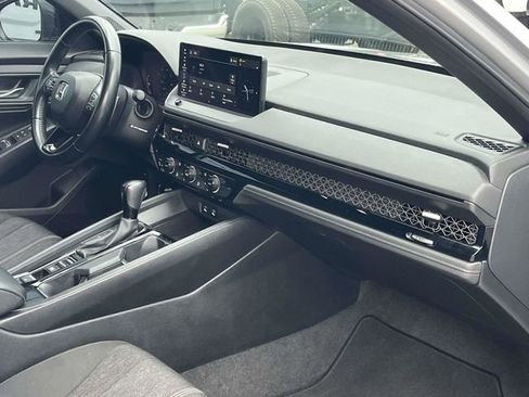 Used 2023 Honda Accord Sport image 24