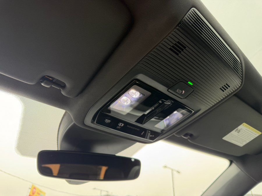 Used 2025 Volkswagen ID.4 Pro S RWD image 22
