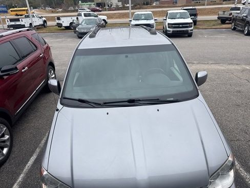 Used 2017 Dodge Grand Caravan SXT image 9