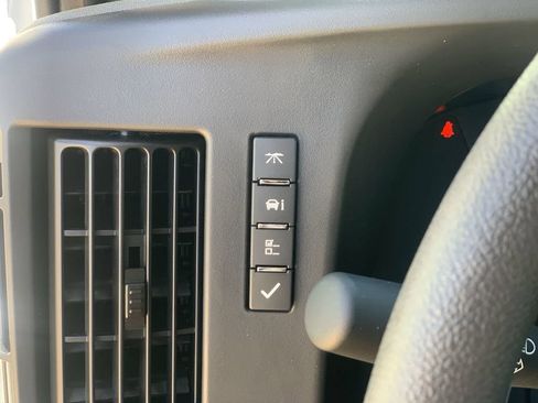 New 2026 Chevrolet Express 2500 w/ Driver Convenience Package RWD image 19