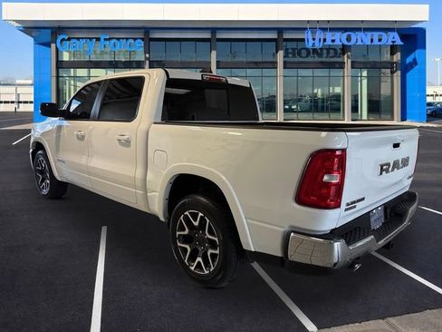 Used 2025 RAM 1500 Laramie AWD/4WD image 3