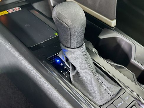 Used 2025 Toyota Camry LE image 25