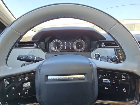 Used 2025 Land Rover Range Rover Velar Dynamic SE AWD/4WD image 25
