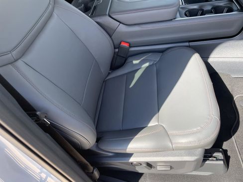 New 2025 Ford Expedition Max Active image 34