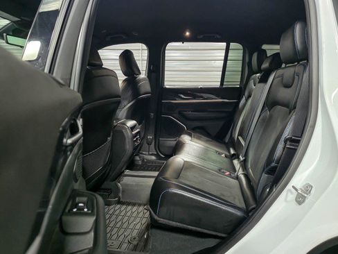 Used 2022 Jeep Grand Cherokee Trailhawk w/ Advanced Protech Group II image 15