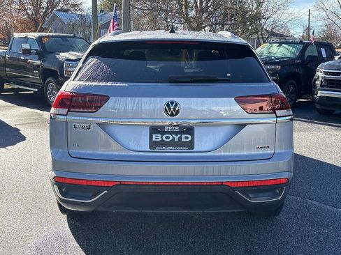 Used 2022 Volkswagen Atlas Cross Sport SE image 8