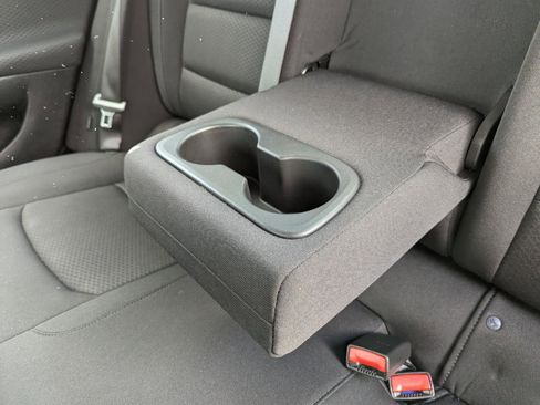 Used 2020 Chevrolet Malibu LT FWD image 38