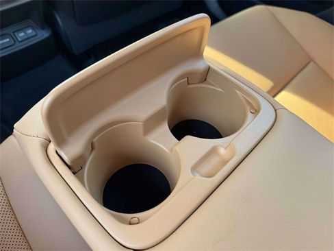 Used 2023 Lexus ES 350 w/ Premium Package image 13