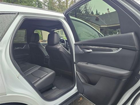 New 2026 Cadillac XT5 Sportv image 14