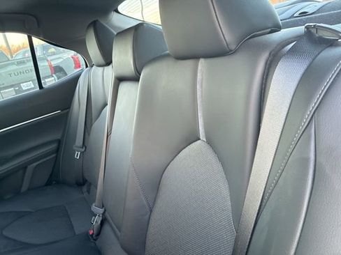 Used 2023 Toyota Camry XLE image 8