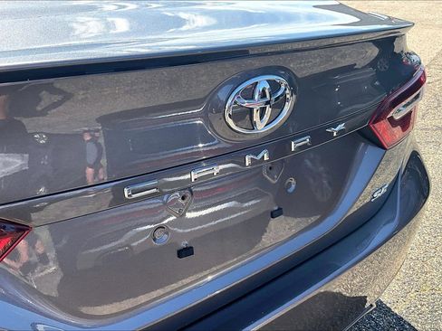 Used 2024 Toyota Camry SE FWD image 31