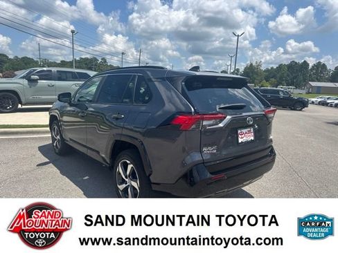Used 2025 Toyota RAV4 SE w/ Weather & Moonroof Package AWD/4WD image 5