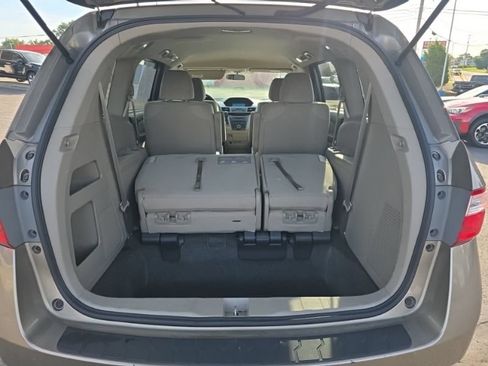 Used 2011 Honda Odyssey LX image 7