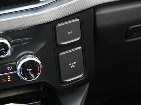 Used 2026 Ford F250 Platinum image 26