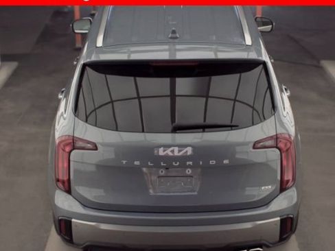 Used 2025 Kia Telluride S AWD/4WD image 5