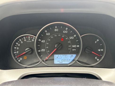 Used 2016 Toyota RAV4 LE image 10