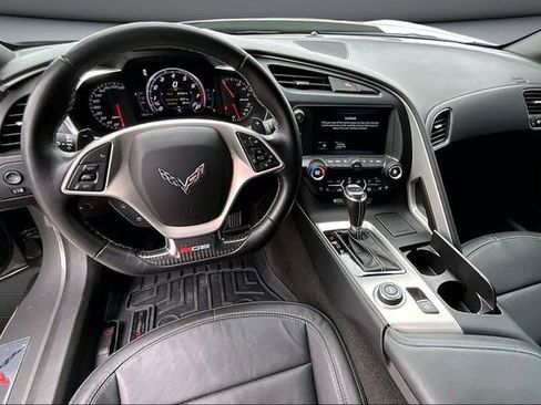 Used 2015 Chevrolet Corvette Z06 w/ 2LZ Preferred Equipment Group image 7