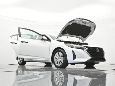 Used 2024 Nissan Sentra S FWD image 49