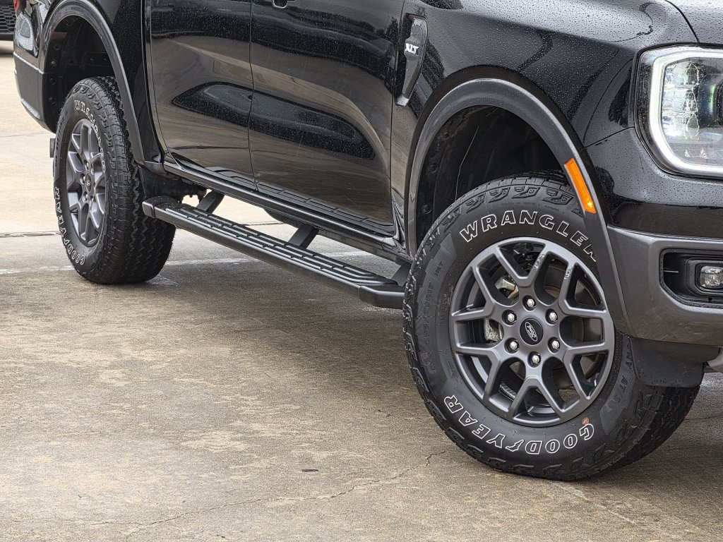 Used 2024 Ford Ranger XLT w/ FX4 Off-Road Package AWD/4WD image 11