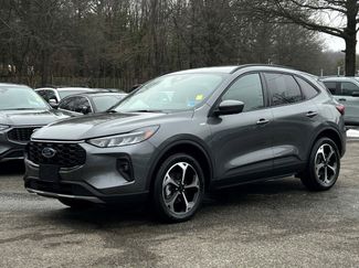 Used 2025 Ford Escape ST-Line Select w/ Tech Pack #2 video 2