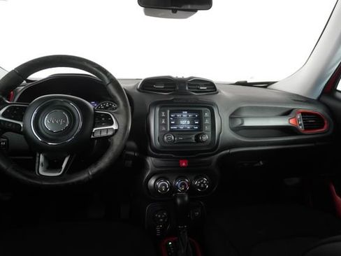 Used 2017 Jeep Renegade Trailhawk AWD/4WD image 35