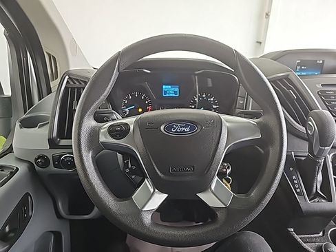 Used 2019 Ford Transit 150 XLT image 11