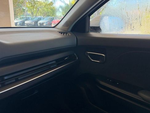 Used 2025 Kia K4 FWD image 31