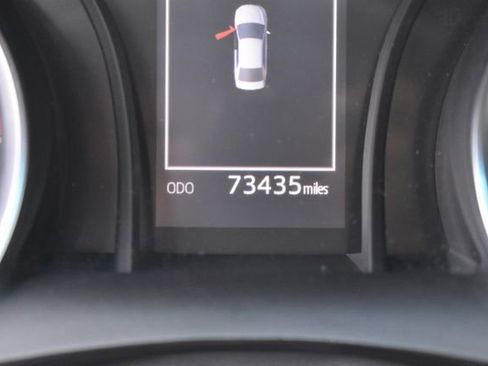Used 2018 Toyota Camry FWD image 21