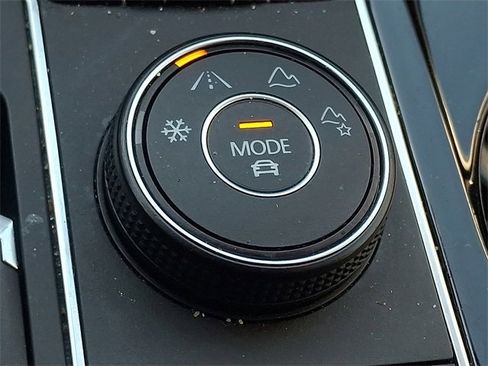 Used 2022 Volkswagen Atlas SE image 18