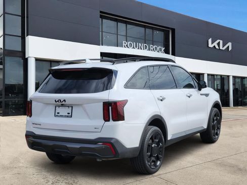 Certified 2025 Kia Sorento X-Line EX AWD/4WD image 6