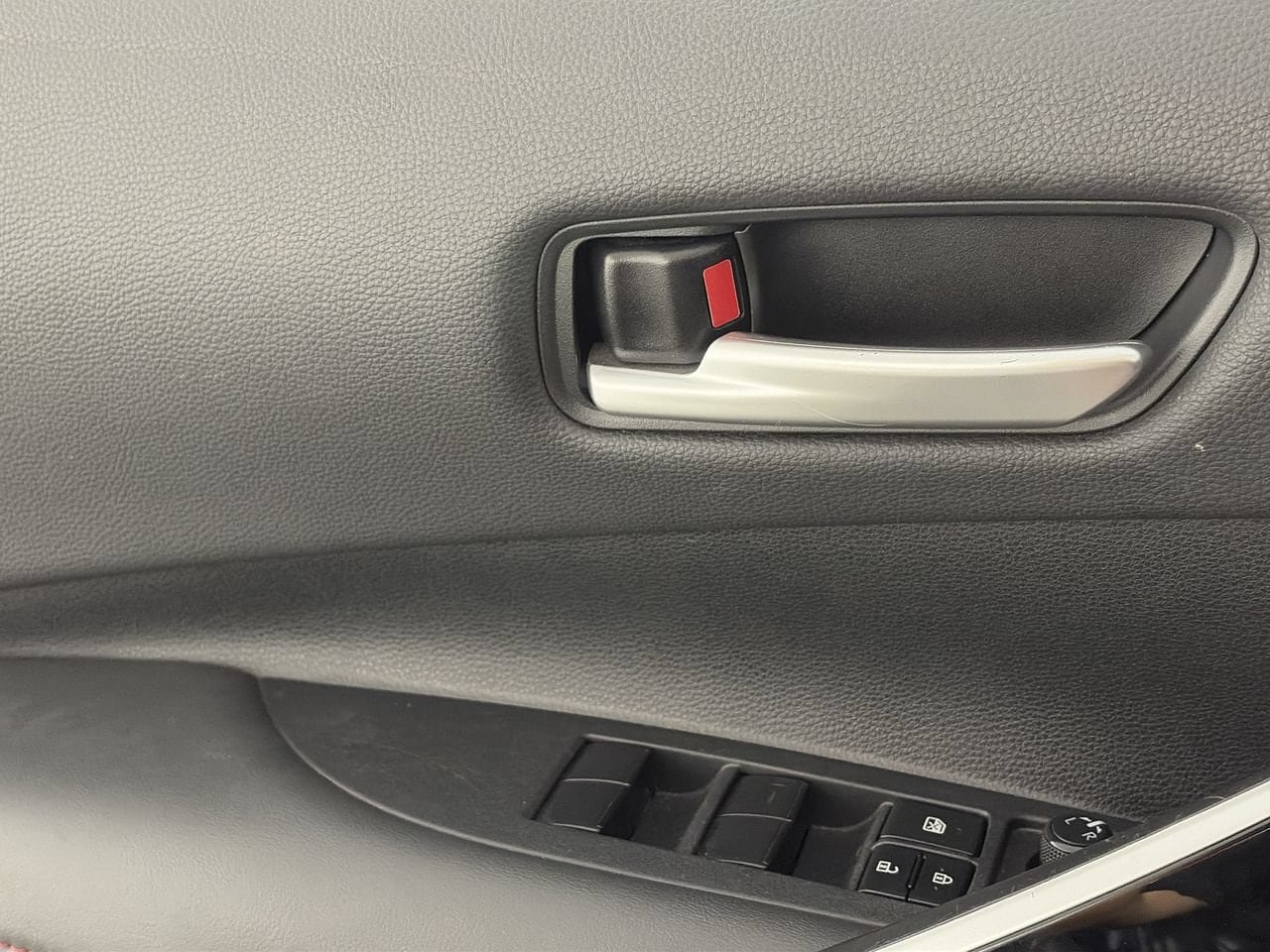 Used 2024 Toyota Corolla XSE FWD image 19