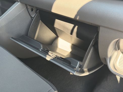 Used 2024 Ford Transit 350 XLT image 31