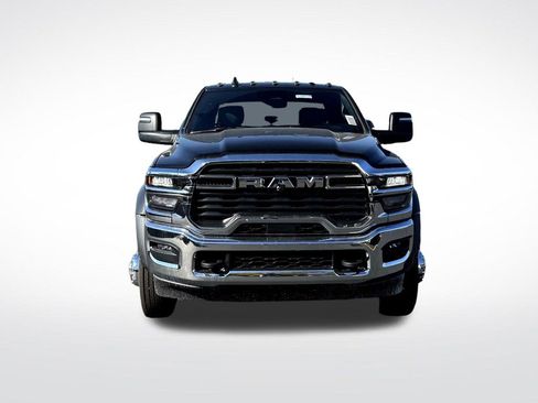 New 2026 RAM 5500 Tradesman w/ Chrome Appearance Group image 2