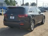 Used 2019 Kia Sorento LX image 4
