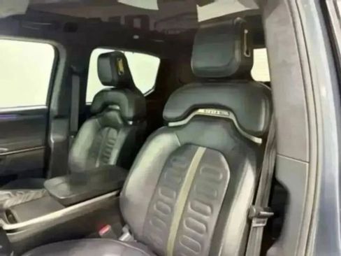 Used 2022 Rivian R1T Launch Edition image 22