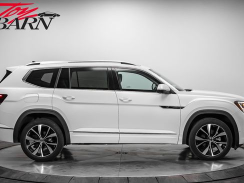Used 2024 Volkswagen Atlas SEL Premium R-Line image 6
