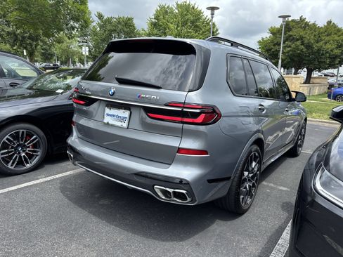 Certified 2024 BMW X7 M60i AWD/4WD image 21