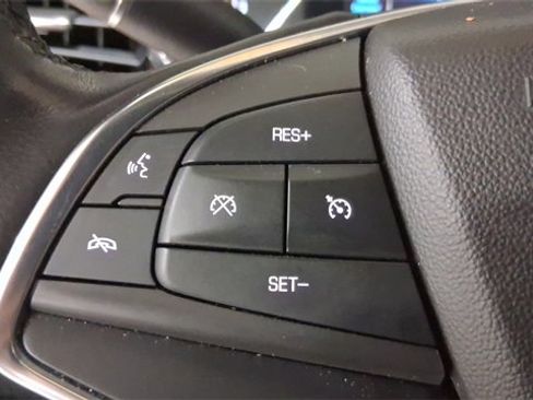 Used 2018 Cadillac XT5 Luxury w/ Driver Awareness Package image 29