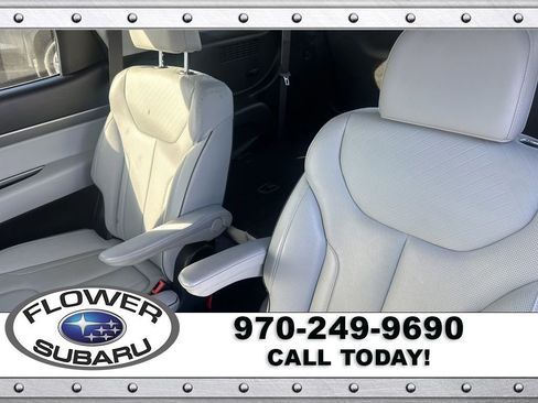 Used 2025 Hyundai Palisade SEL image 20