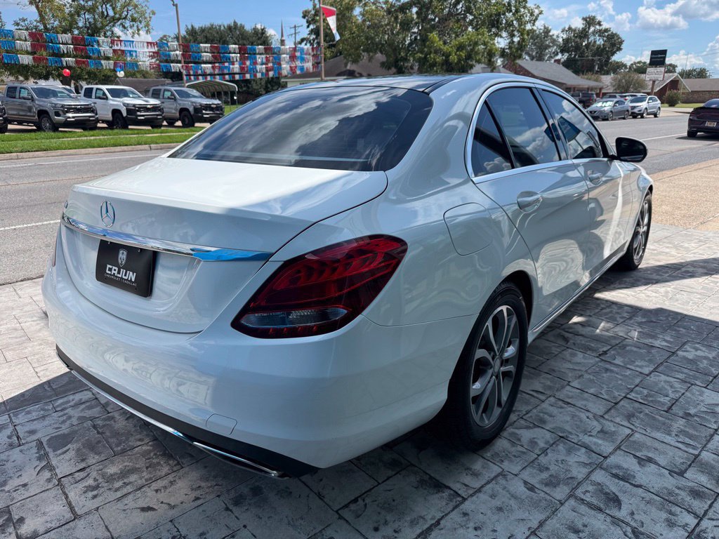 Used 2016 Mercedes-Benz C 300 Sedan image 4