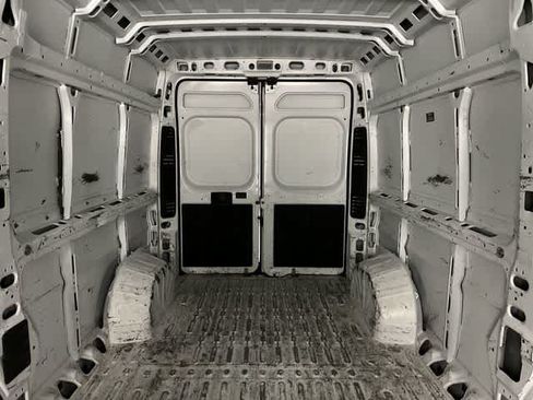 Used 2023 RAM ProMaster 2500 FWD image 14