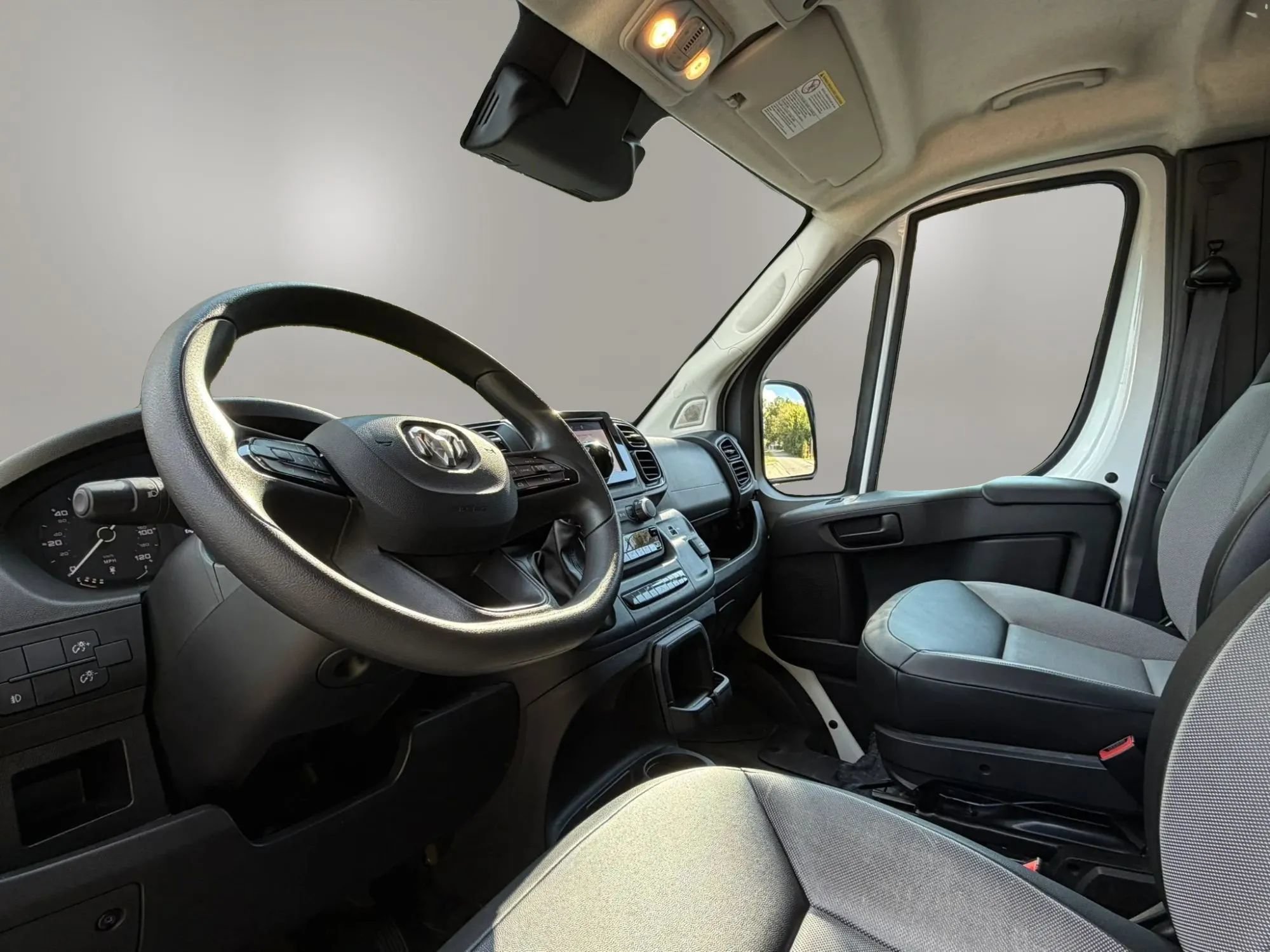 Used 2025 RAM ProMaster 2500 w/ Convenience Group FWD image 15