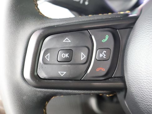Used 2024 Jeep Wrangler Unlimited AWD/4WD image 34